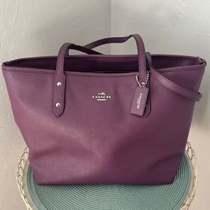 Coach Tote